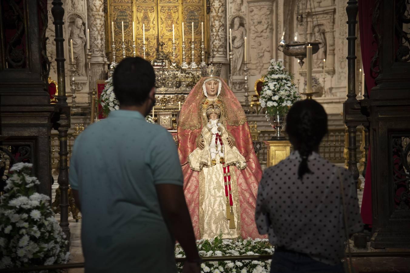 Las caras de la Virgen de los Reyes