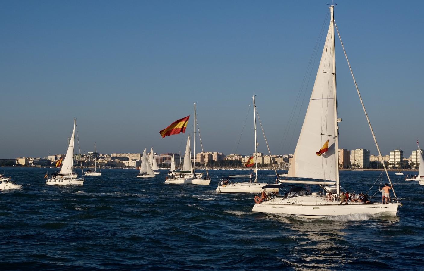 FOTOS: Elcano inicia su XCIII Crucero de Instrucción en homenaje a la primera vuelta al mundo