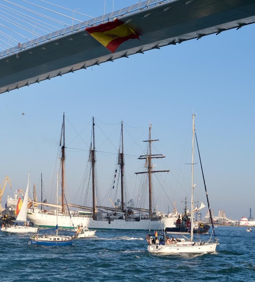 FOTOS: Elcano inicia su XCIII Crucero de Instrucción en homenaje a la primera vuelta al mundo