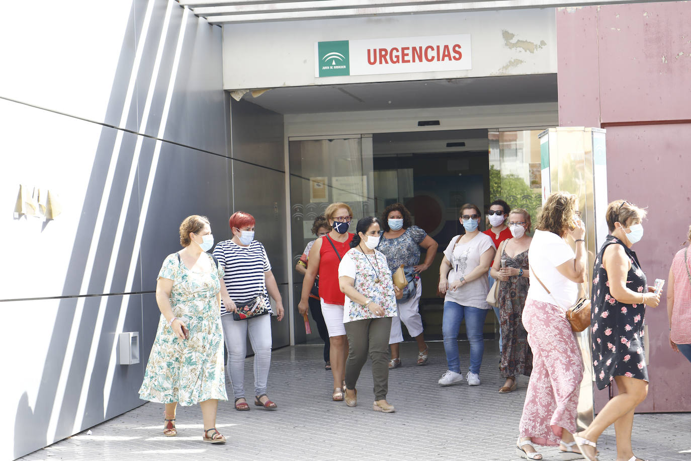 Las pruebas de Covid a los trabajadores de la enseñanza de Córdoba, en imágenes