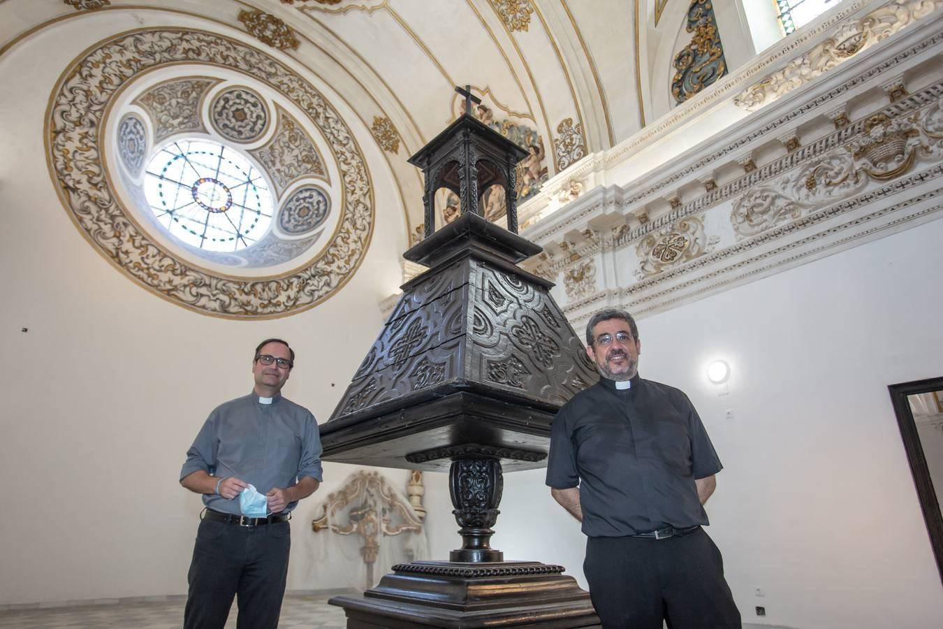 La restauración del coro de la Magdalena, en imágenes