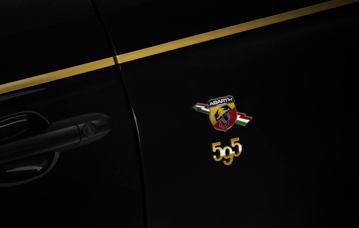 Fotogalería: Abarth 595 Scorpioneoro y 595 Monster Energy Yamaha