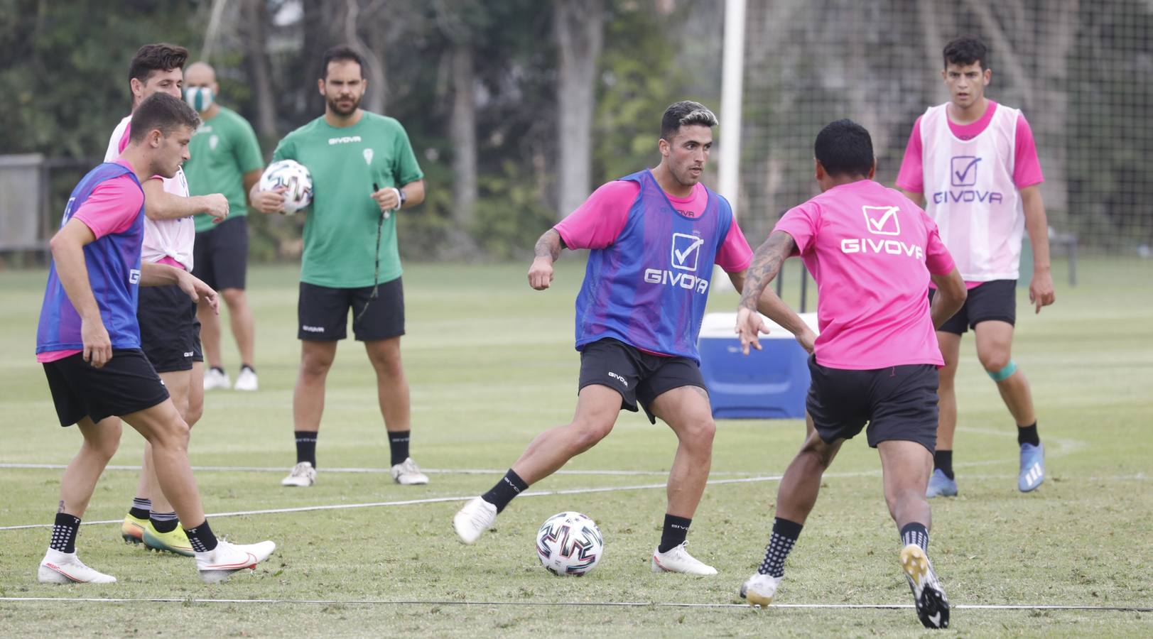 La vuelta de Bernardo Cruz al Córdoba CF y la incorporación de Ortiz, en imágenes