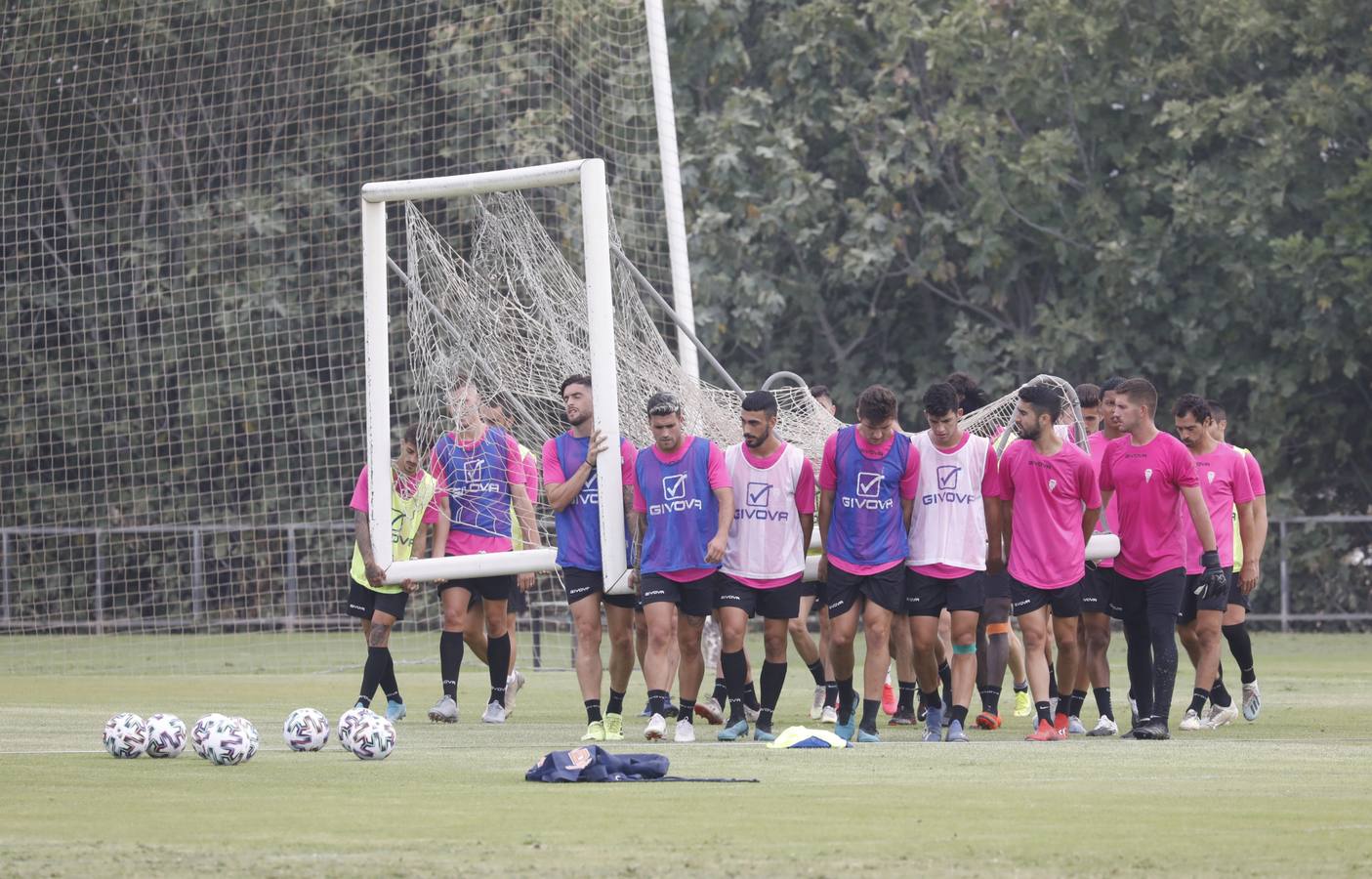 La vuelta de Bernardo Cruz al Córdoba CF y la incorporación de Ortiz, en imágenes