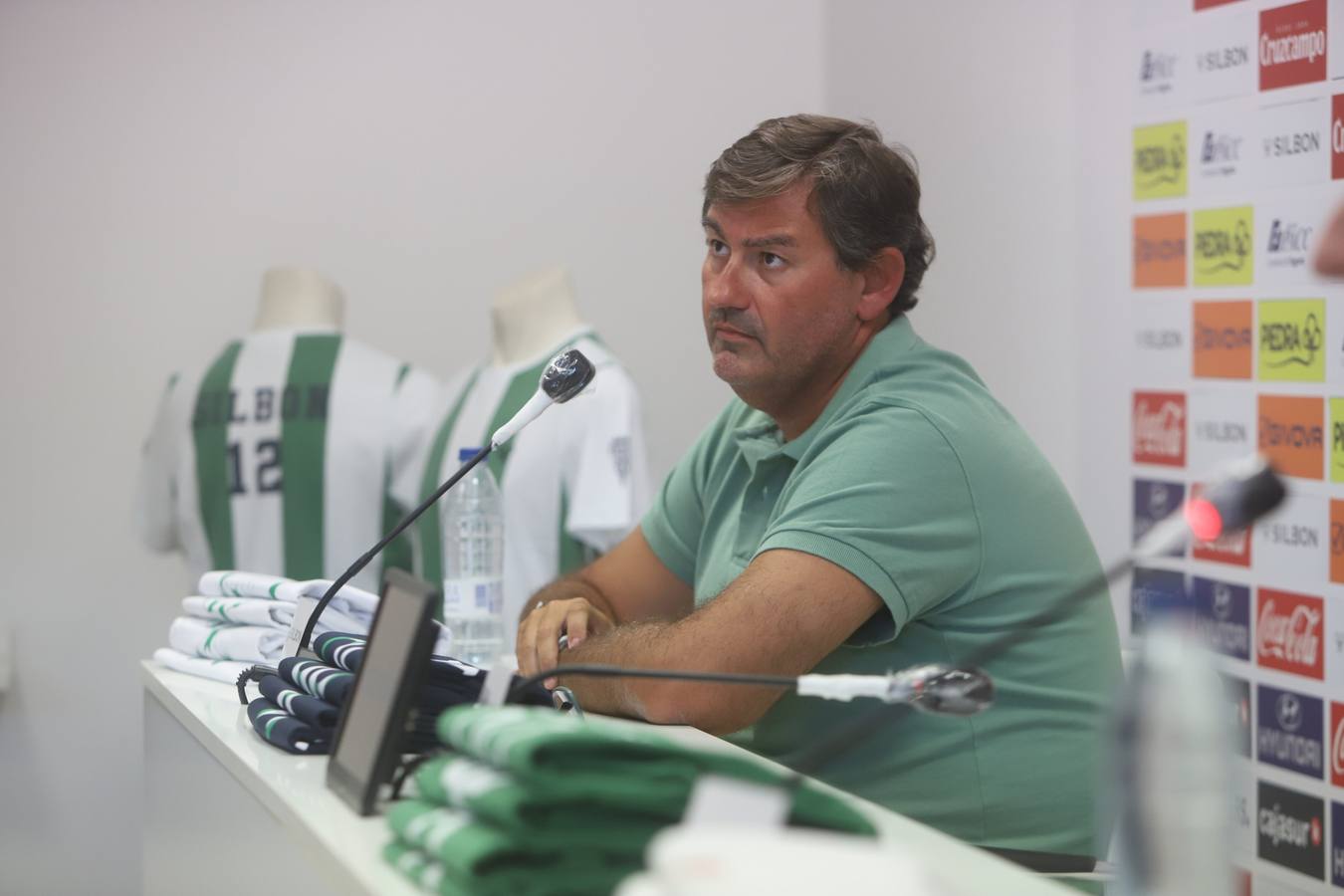 Las nuevas camisetas unisex del Córdoba CF en Silbon, en imágenes