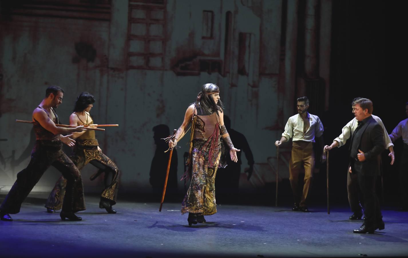 En imágenes, arranca la Bienal con el Ballet Flamenco de Andalucía