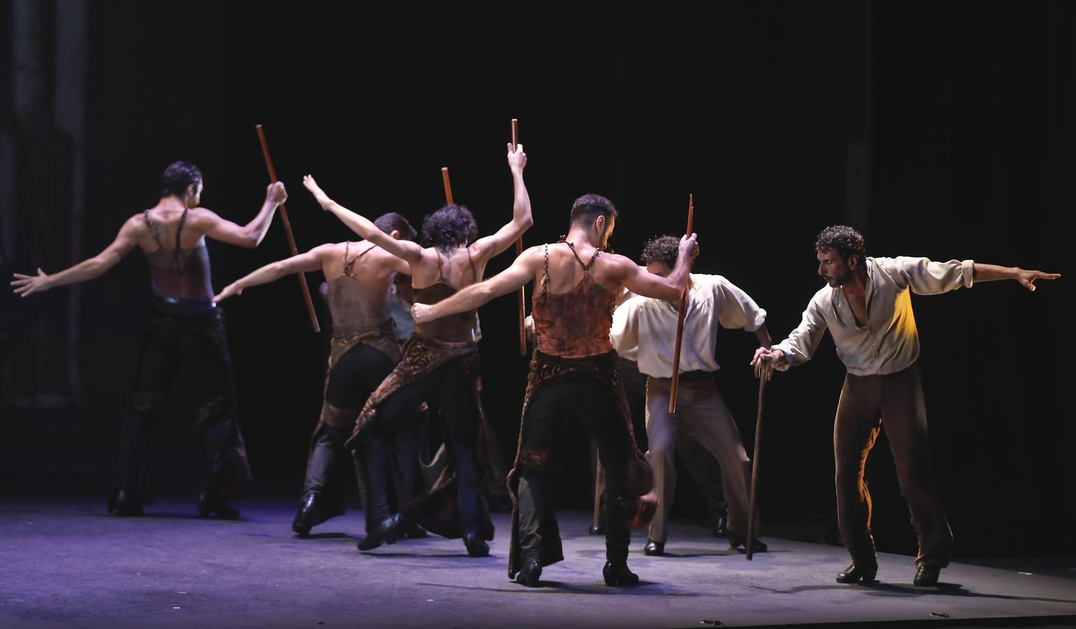 En imágenes, arranca la Bienal con el Ballet Flamenco de Andalucía