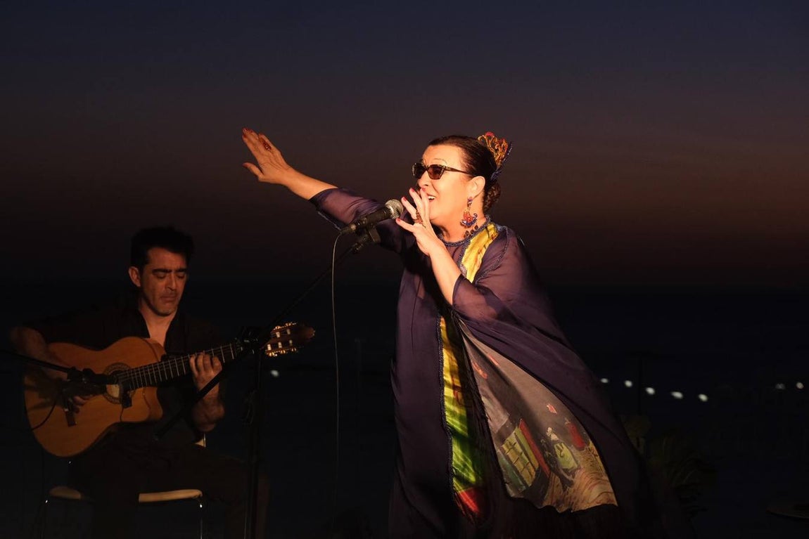FOTOS: Una travesía de canciones por el universo Martirio en el Parador de Cádiz