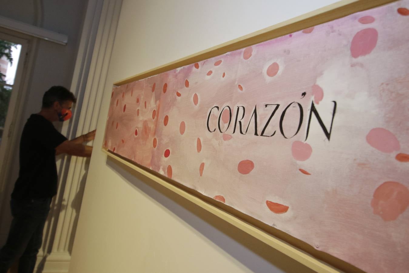 En imágenes, la inauguración de la exposición «Corazón. Amigos de Siempre Así para Trianidad»