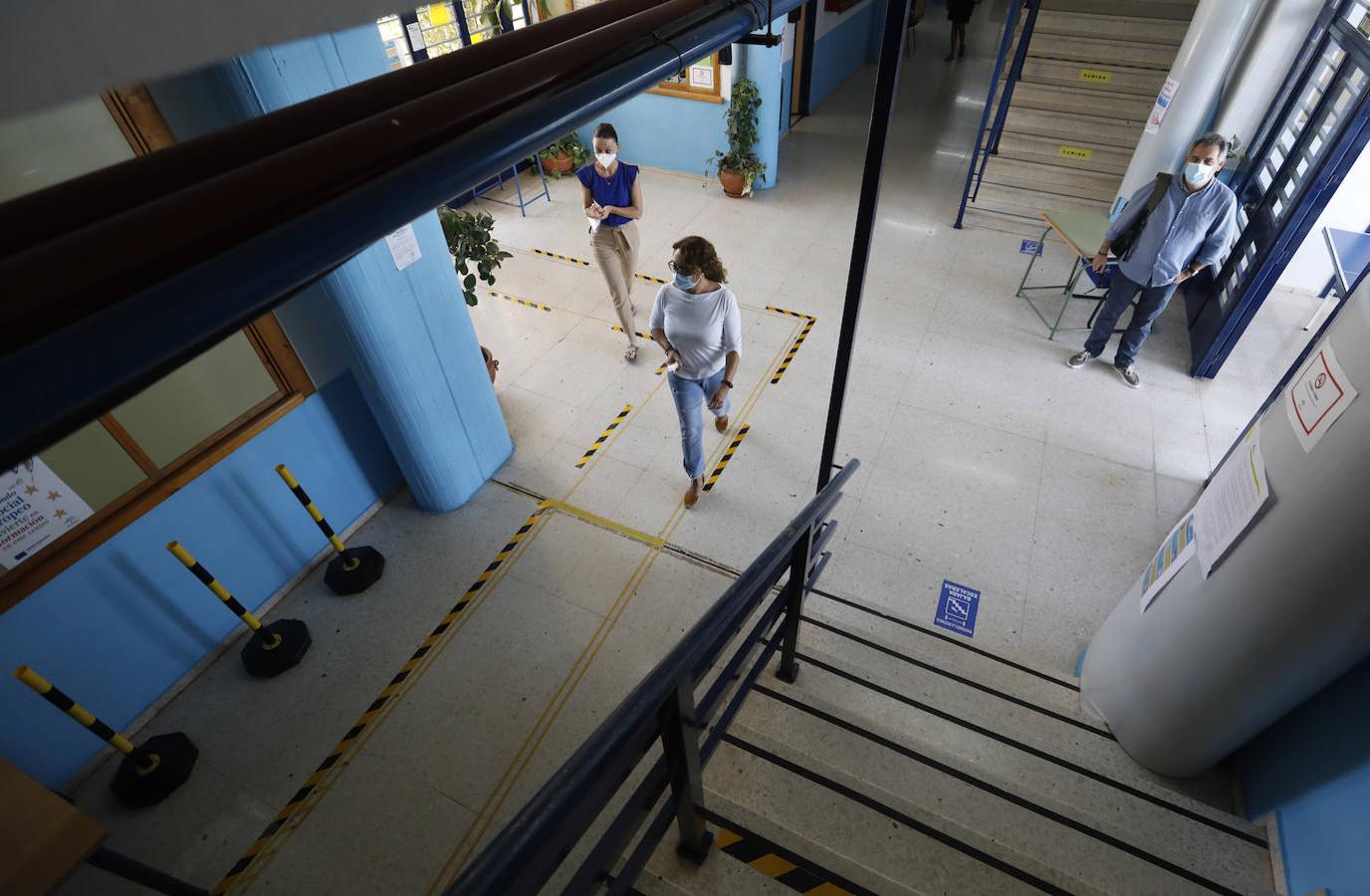 En imágenes, los preparativos para el comienzo del curso en Córdoba