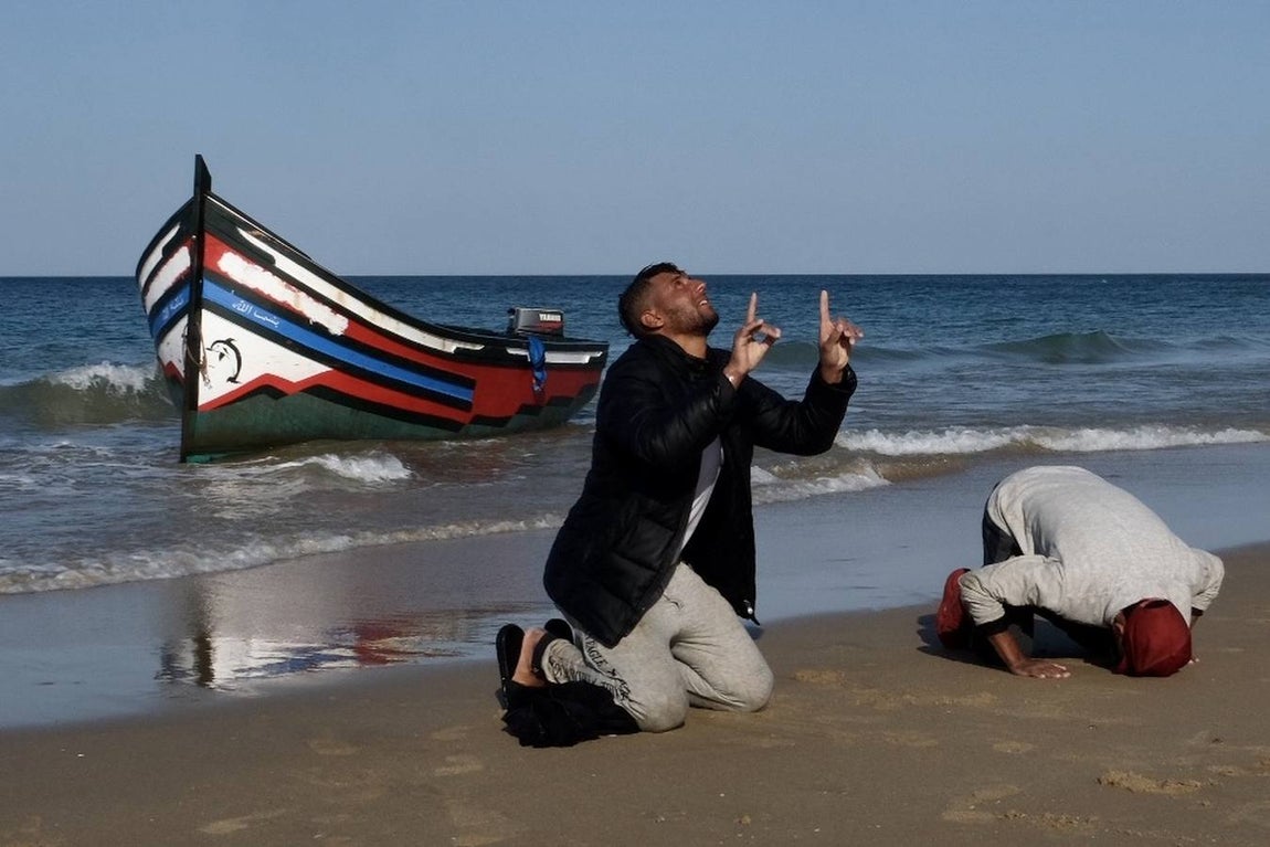 Llegan cuatro pateras a la costa de Cádiz