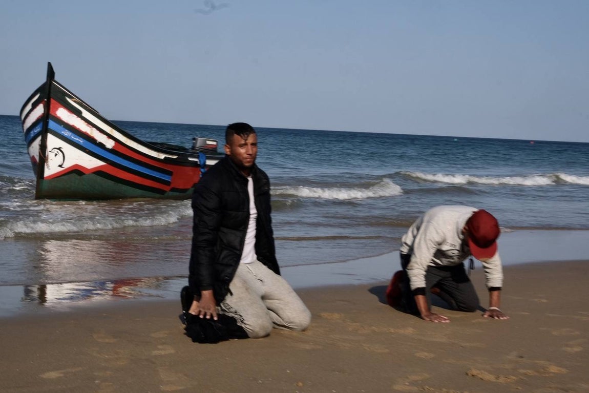 Llegan cuatro pateras a la costa de Cádiz