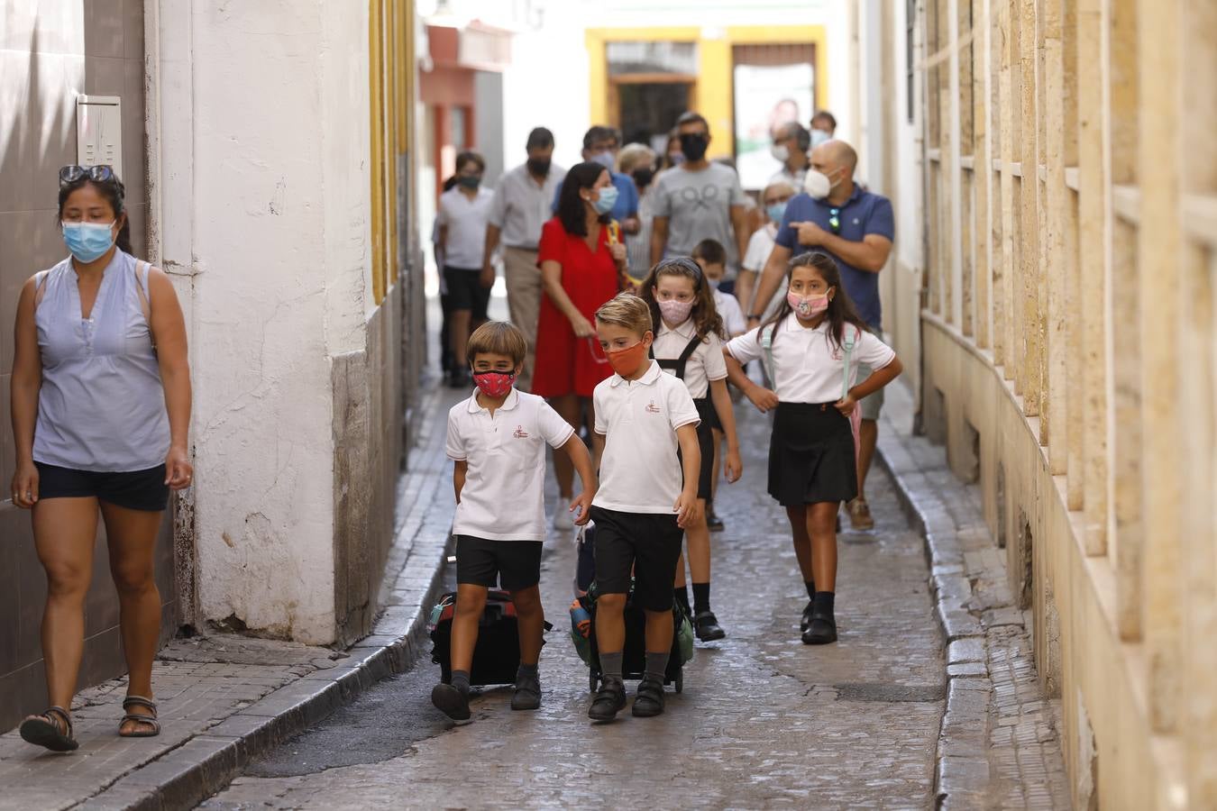 En imágenes, así ha sido la vuelta al colegio en Córdoba (II)