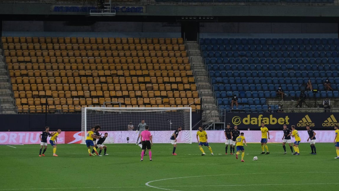 Fotos: las imágenes del Cádiz CF-Osasuna