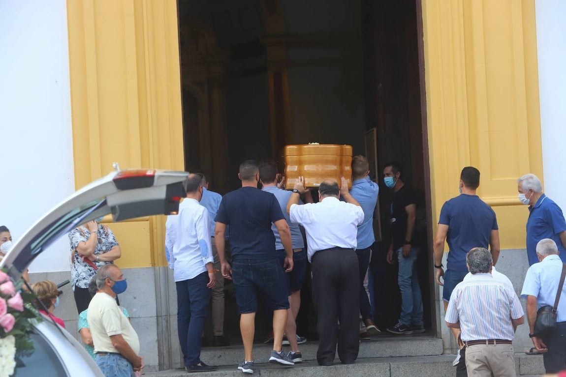 Ultimo adiós en Córdoba a Mayte Cantarero, en imágenes