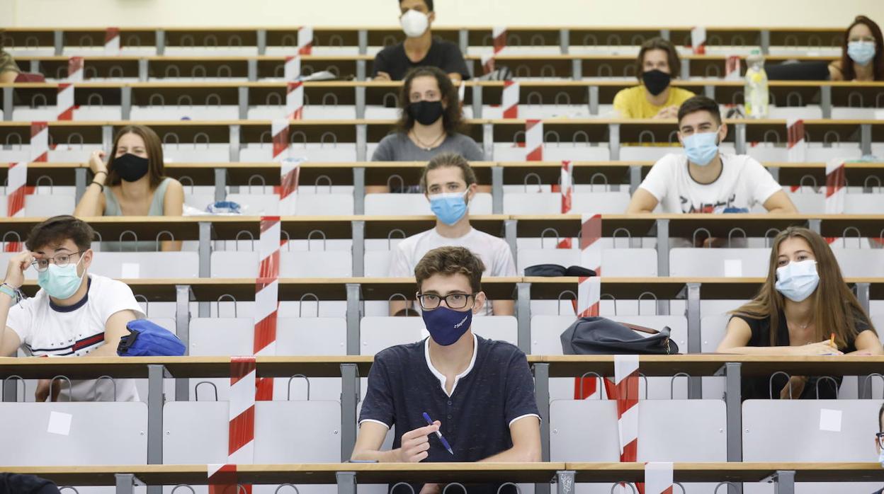 La vuelta a las clases de la Universidad de Córdoba, en imágenes