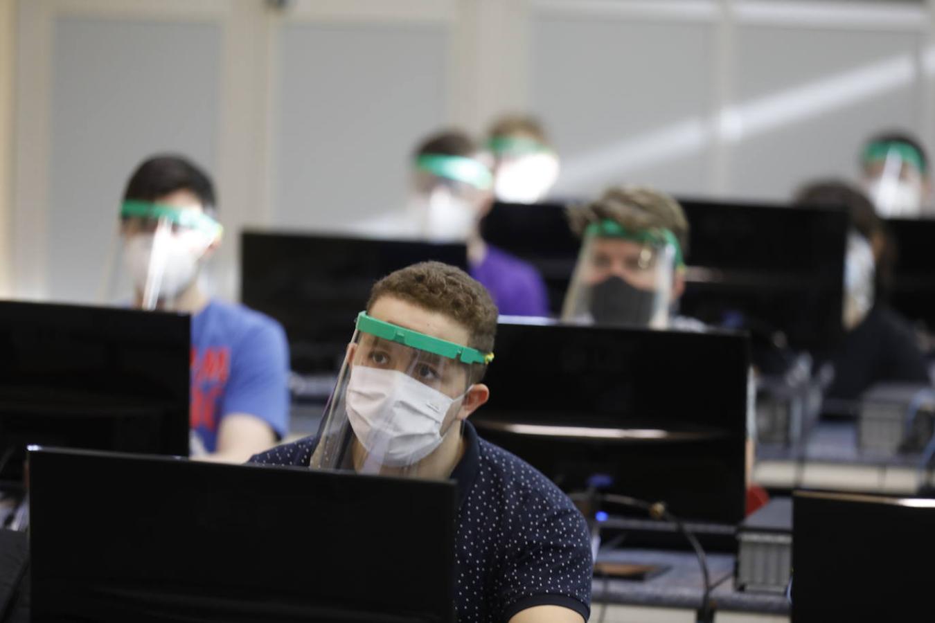 La vuelta a las clases de la Universidad de Córdoba, en imágenes