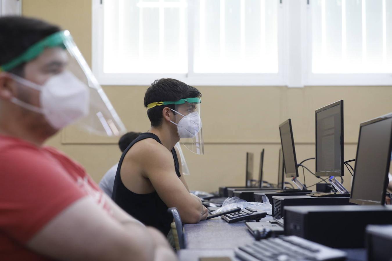 La vuelta a las clases de la Universidad de Córdoba, en imágenes