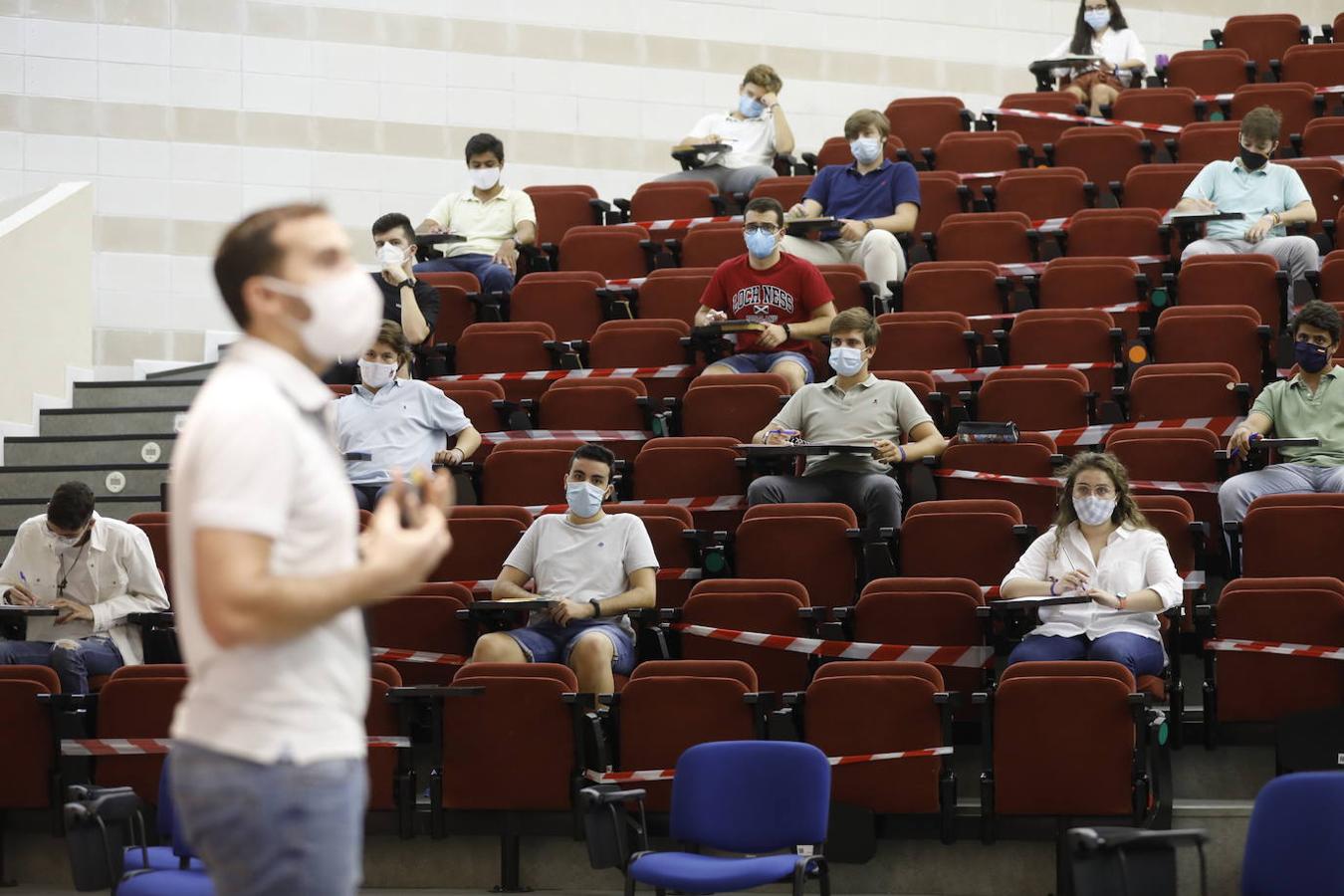 La vuelta a las clases de la Universidad de Córdoba, en imágenes