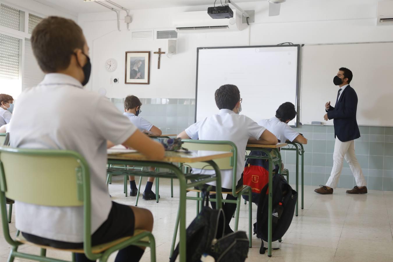 El primer día de Secundaria del Ahlzahir, en imágenes