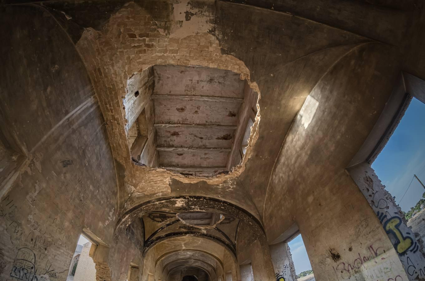 El misterioso convento abandonado de Carmona