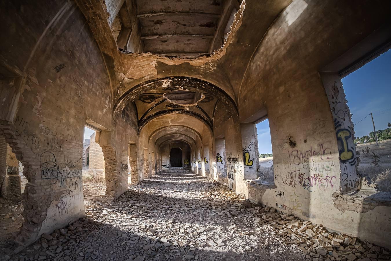 El misterioso convento abandonado de Carmona