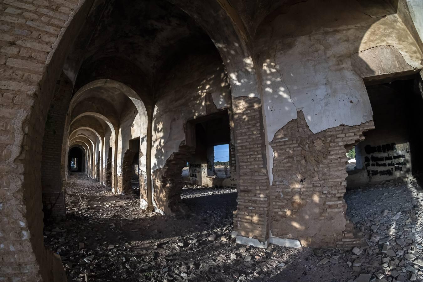 El misterioso convento abandonado de Carmona