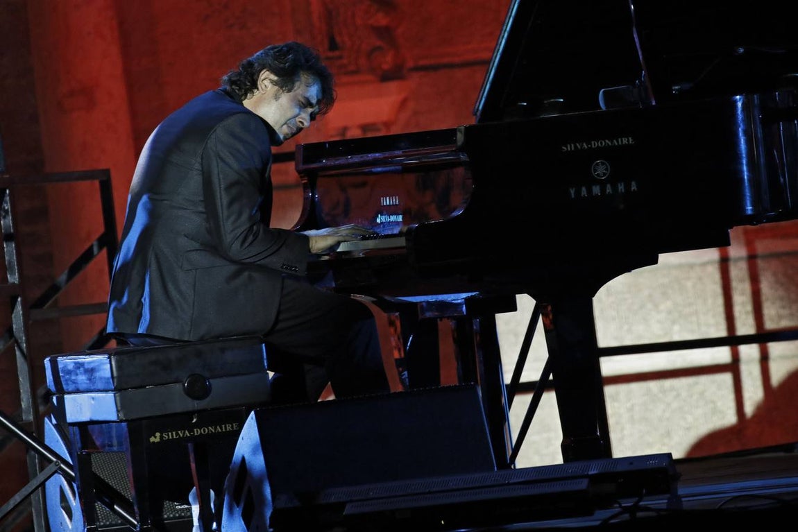 Bienal de Flamenco 2020: las notas del piano de Pedro Ricardo Miño llenan el Alcázar