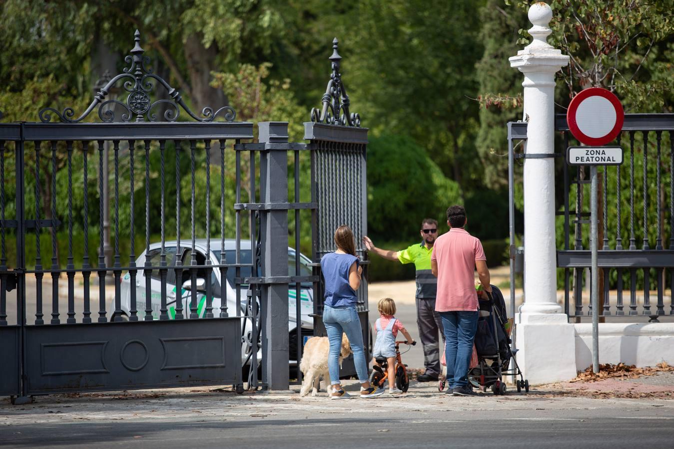 Los parques de Sevilla, cerrados desde el viernes