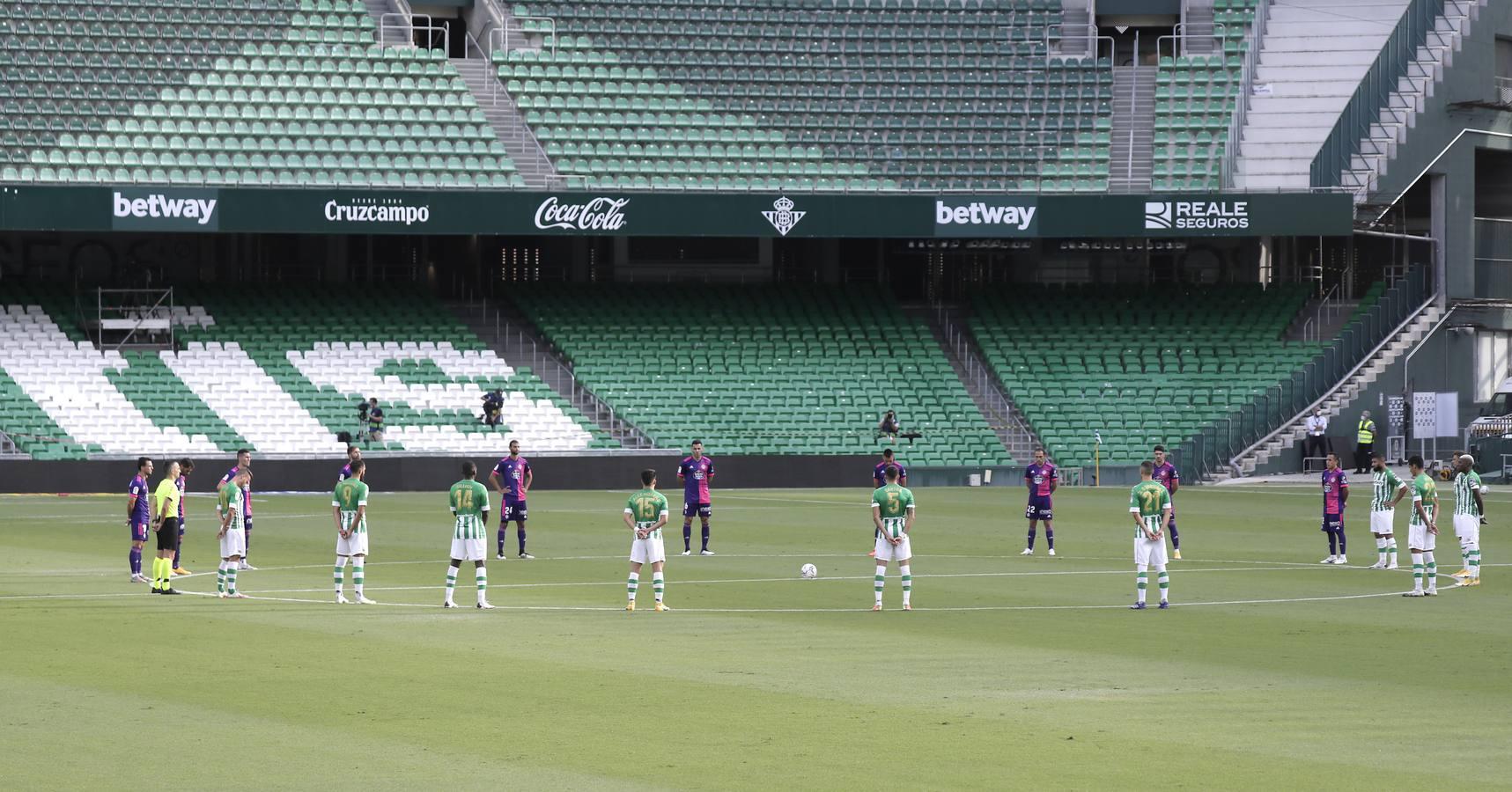 El partido Betis-Valladolid, en imágenes