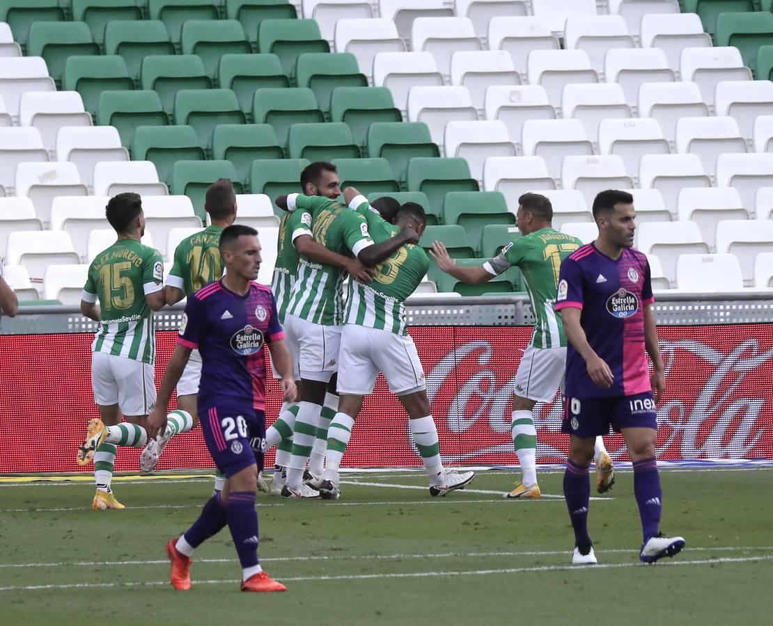 El partido Betis-Valladolid, en imágenes