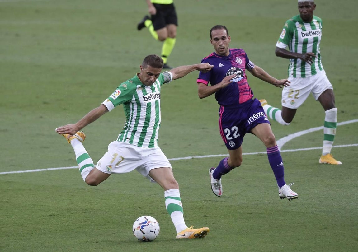 El partido Betis-Valladolid, en imágenes