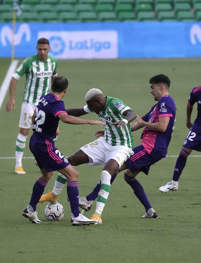 El partido Betis-Valladolid, en imágenes