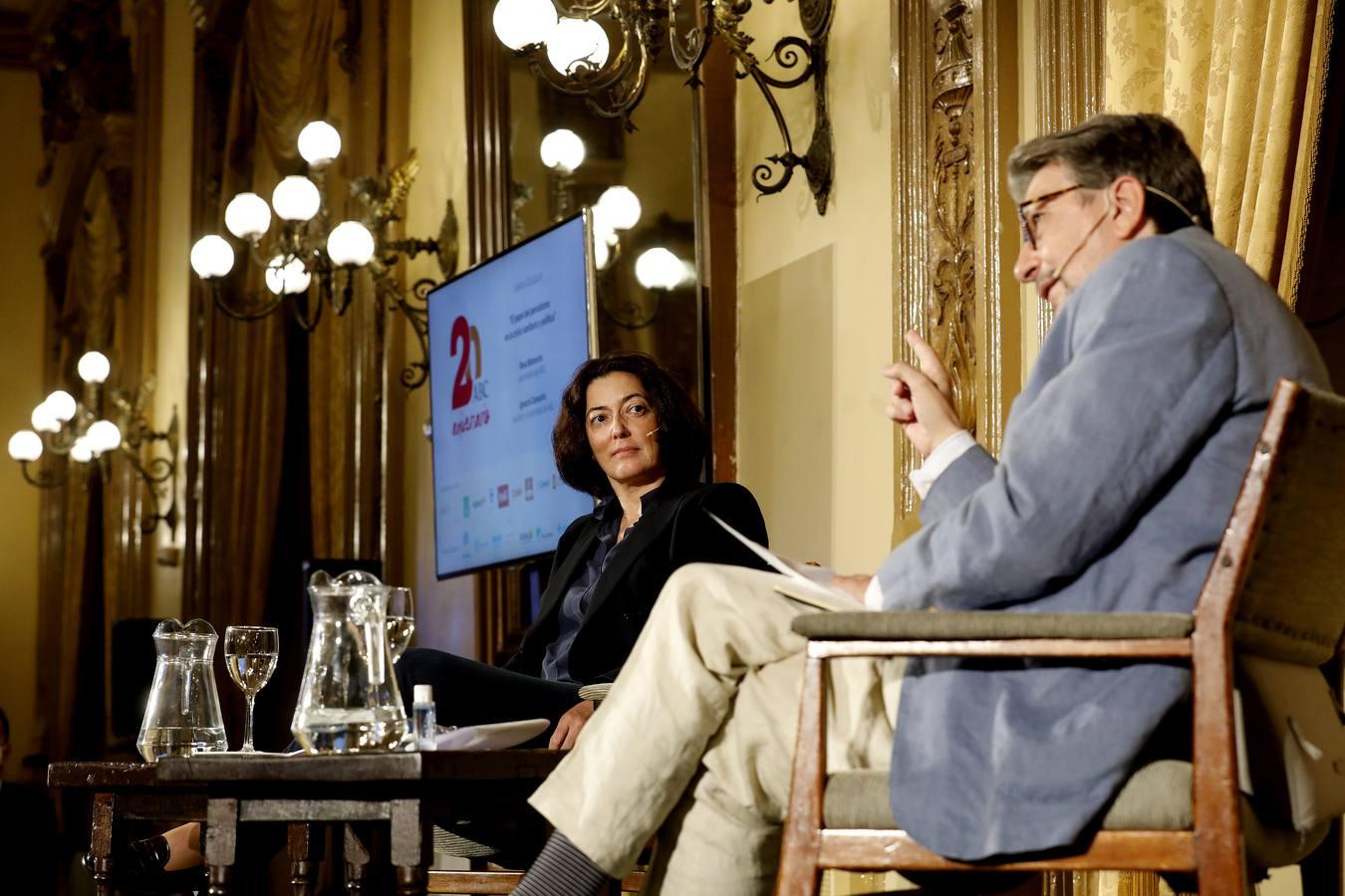 El coloquio de Ignacio Camacho y Rosa Belmonte en Córdoba, en imágenes