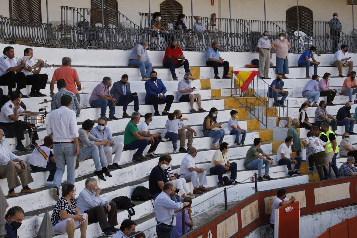 La corrida de toros en Cabra, en imágenes