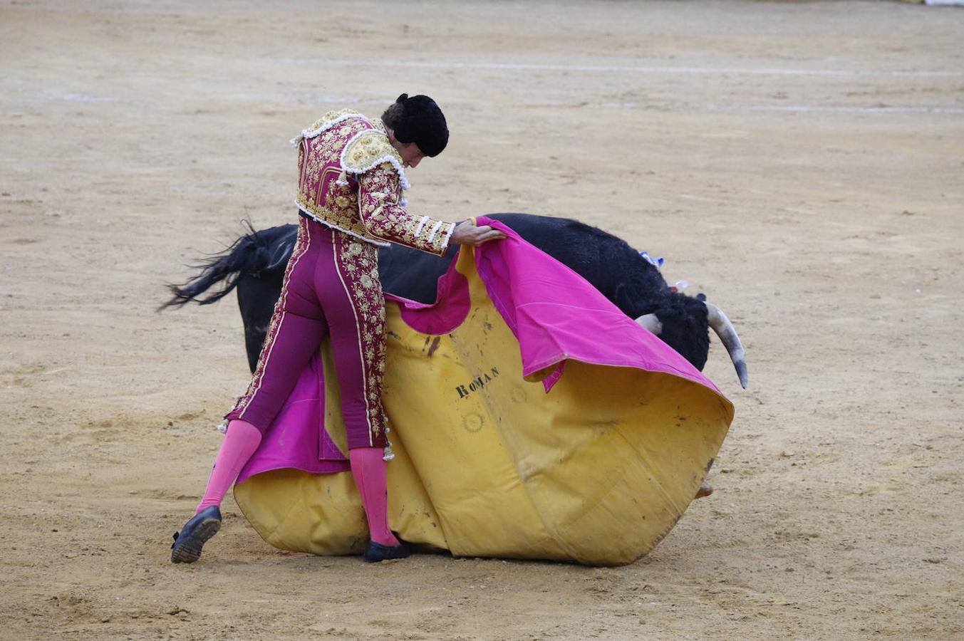 La corrida de toros en Cabra, en imágenes