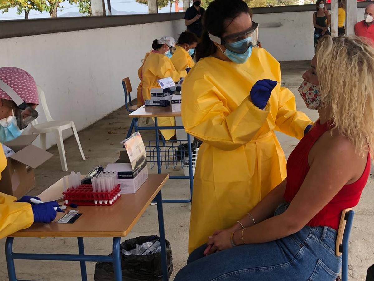 La realización de los test de cribado en un Casariche vacío