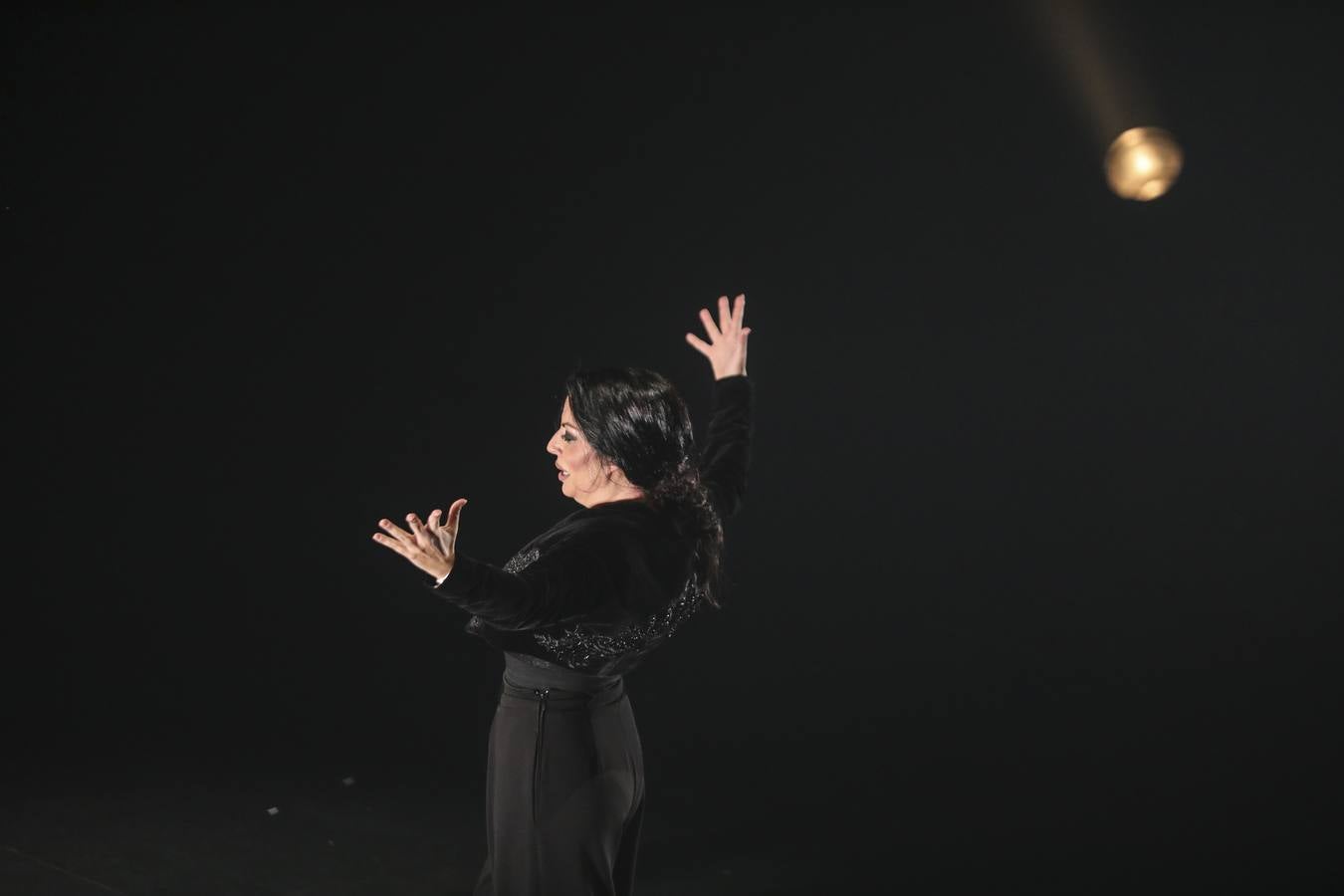 Bienal de Flamenco 2020: Mercedes de Córdoba en el Teatro Central con «Ser: Ni conmigo ni sin mí»