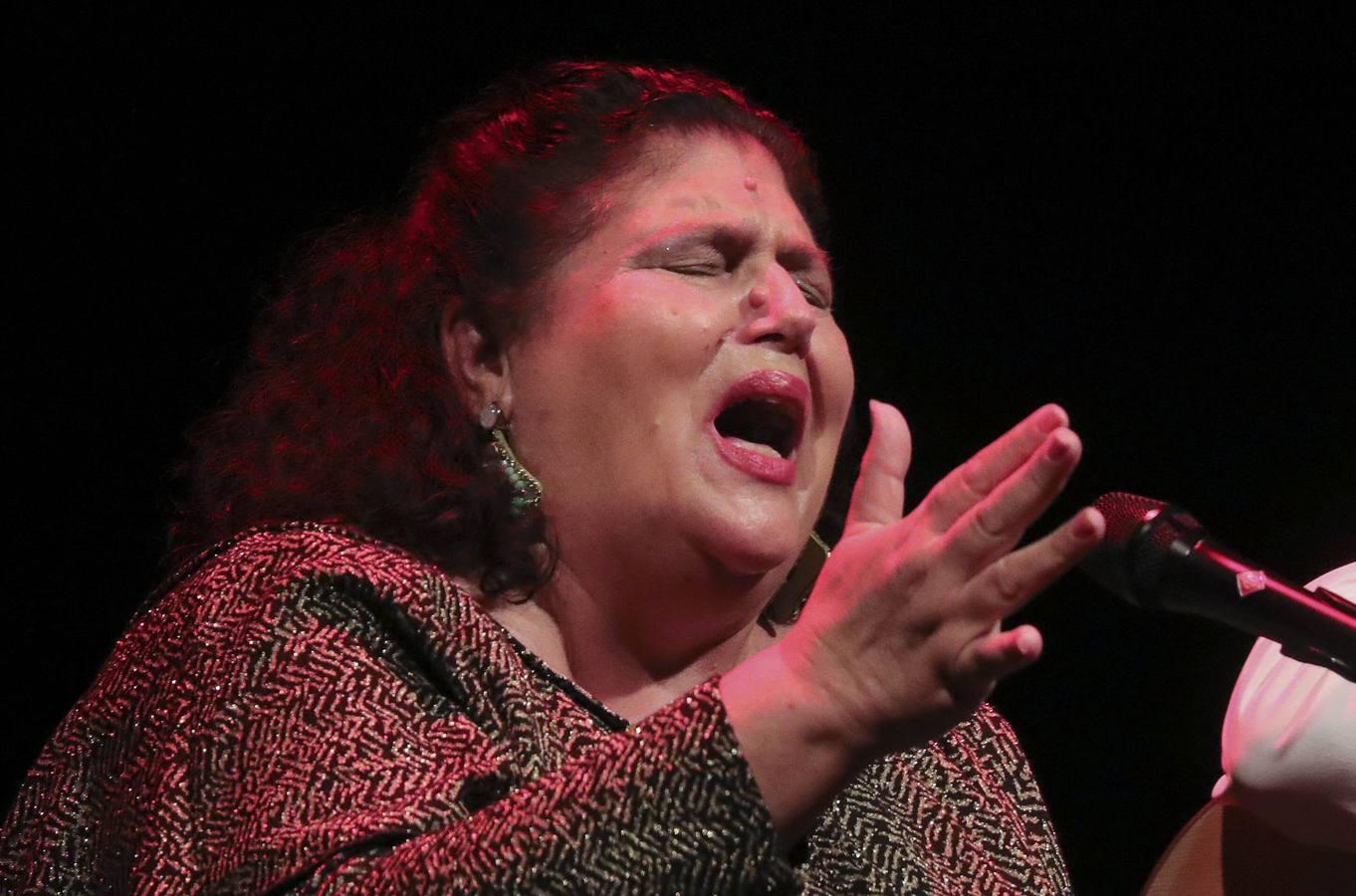 Inés Bacán canta a la «Memoria de una superviviente» en la Bienal de Flamenco