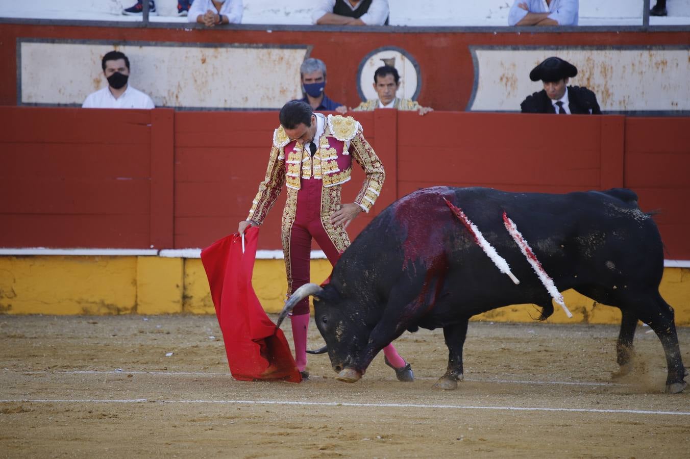 El «mano a mano» de enrique Ponce y Curro Díaz en Cabra, en imágenes (I)