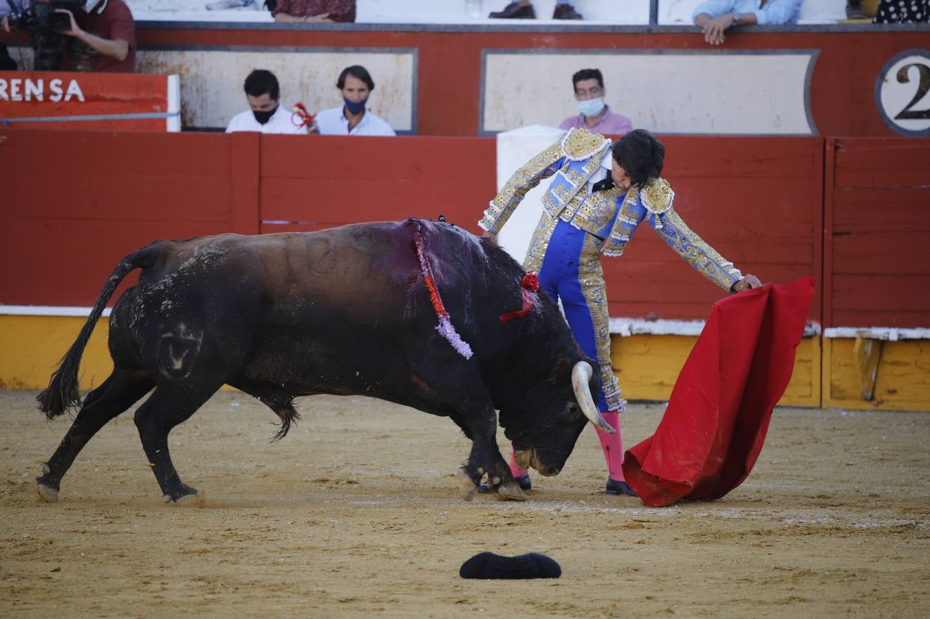 El «mano a mano» de enrique Ponce y Curro Díaz en Cabra, en imágenes (I)