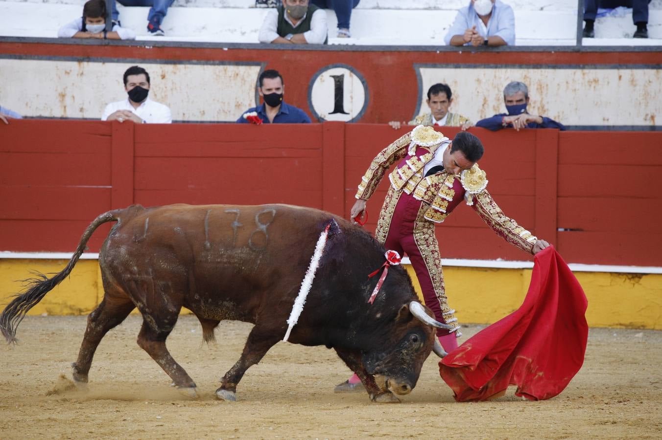 El «mano a mano» de enrique Ponce y Curro Díaz en Cabra, en imágenes (II)