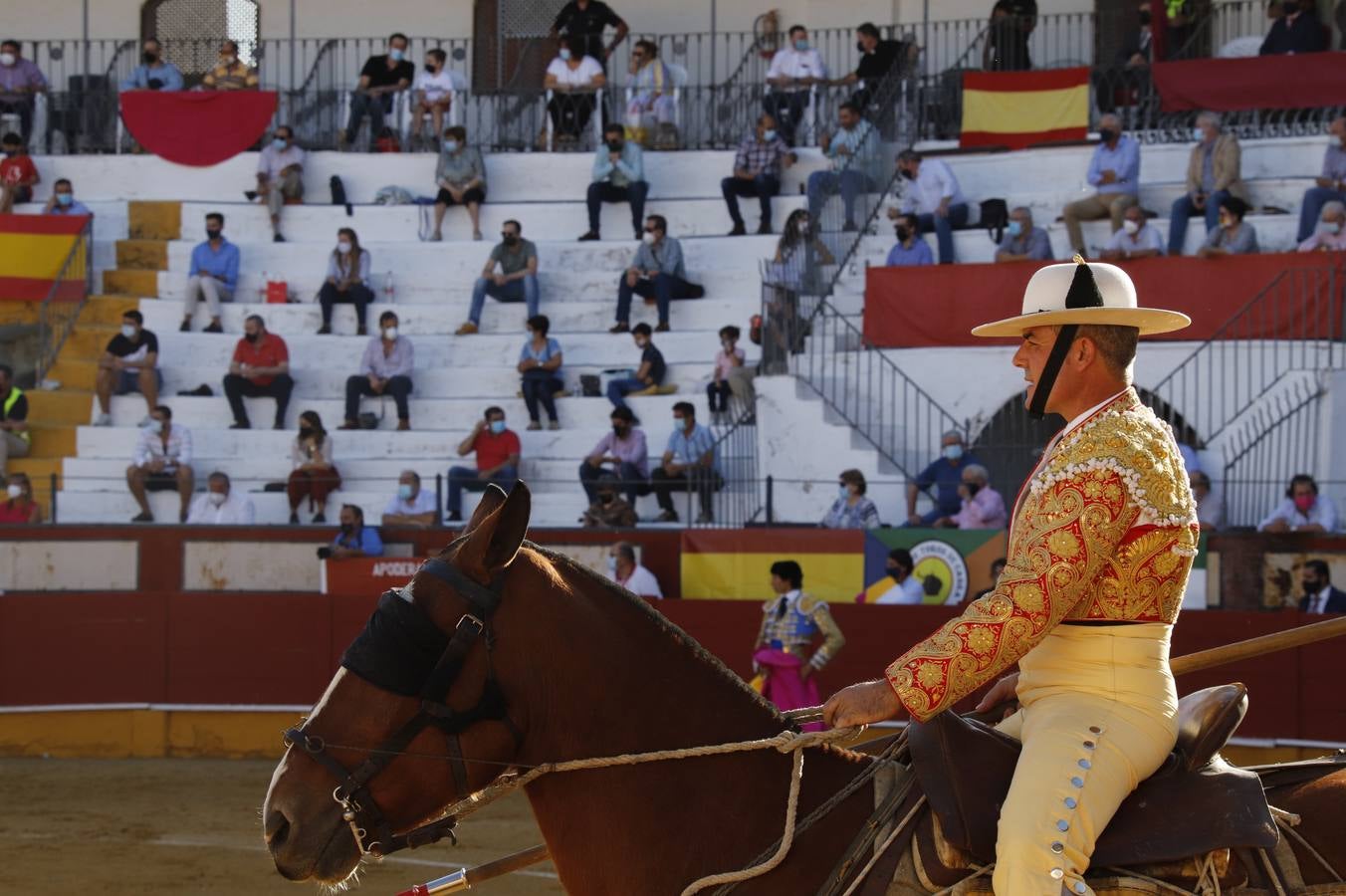 El «mano a mano» de enrique Ponce y Curro Díaz en Cabra, en imágenes (I)