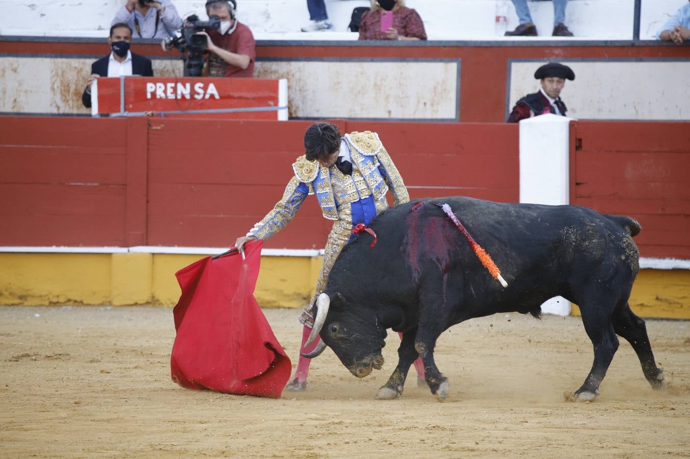 El «mano a mano» de enrique Ponce y Curro Díaz en Cabra, en imágenes (II)