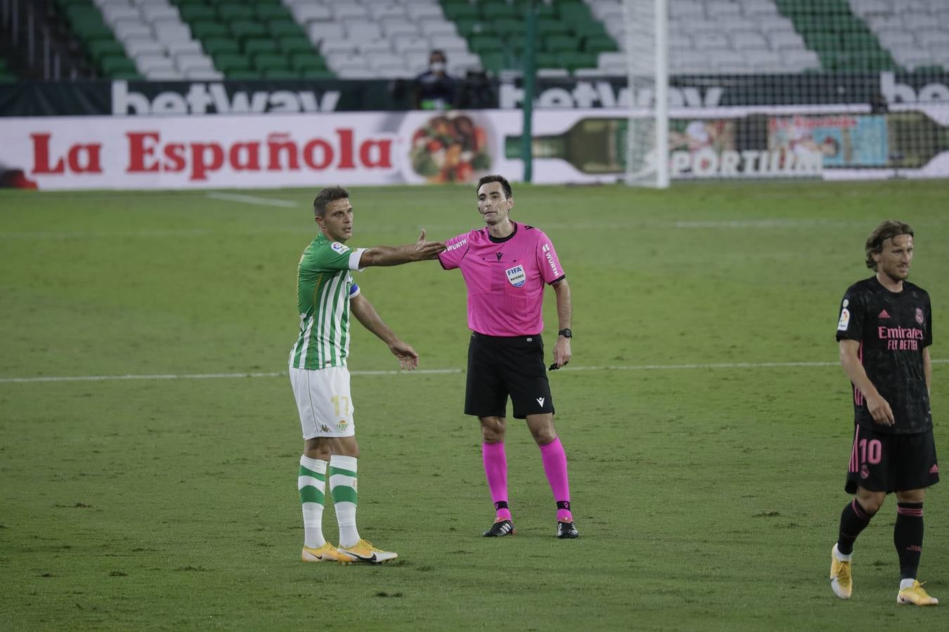 Las mejores imágenes del partido entre el Real Betis y el Real Madrid