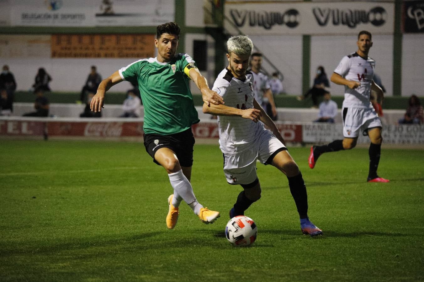 El ambiente y la victoria del Córdoba CF ante el Pozoblanco, en imágenes