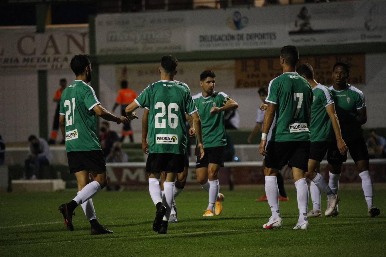 El ambiente y la victoria del Córdoba CF ante el Pozoblanco, en imágenes