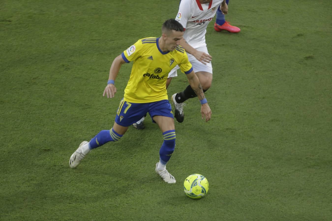 FOTOS: El partido Cádiz CF-Sevilla, en imágenes