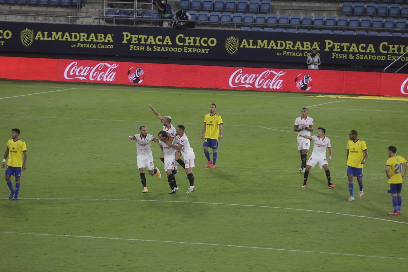 FOTOS: El partido Cádiz CF-Sevilla, en imágenes