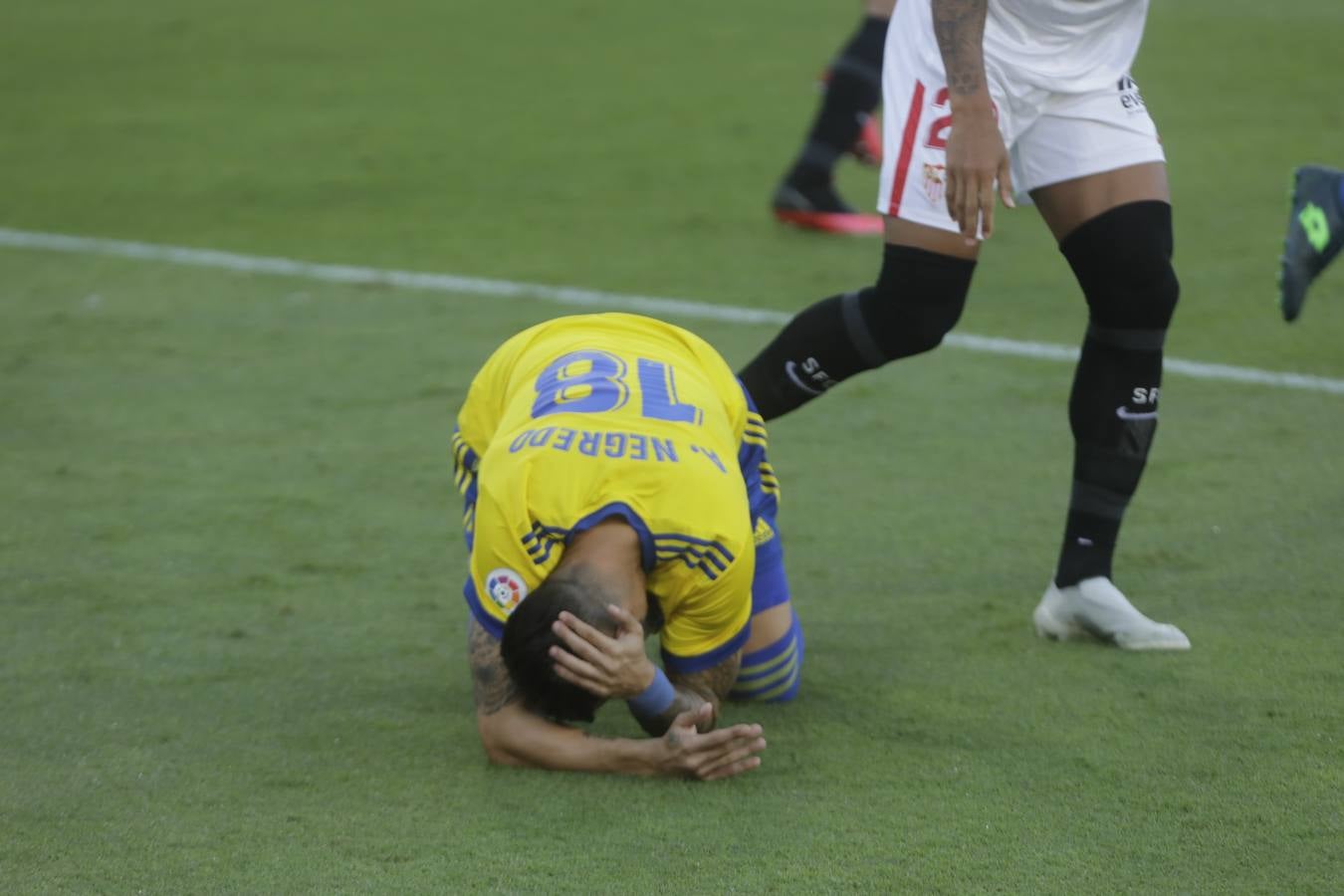 FOTOS: El partido Cádiz CF-Sevilla, en imágenes